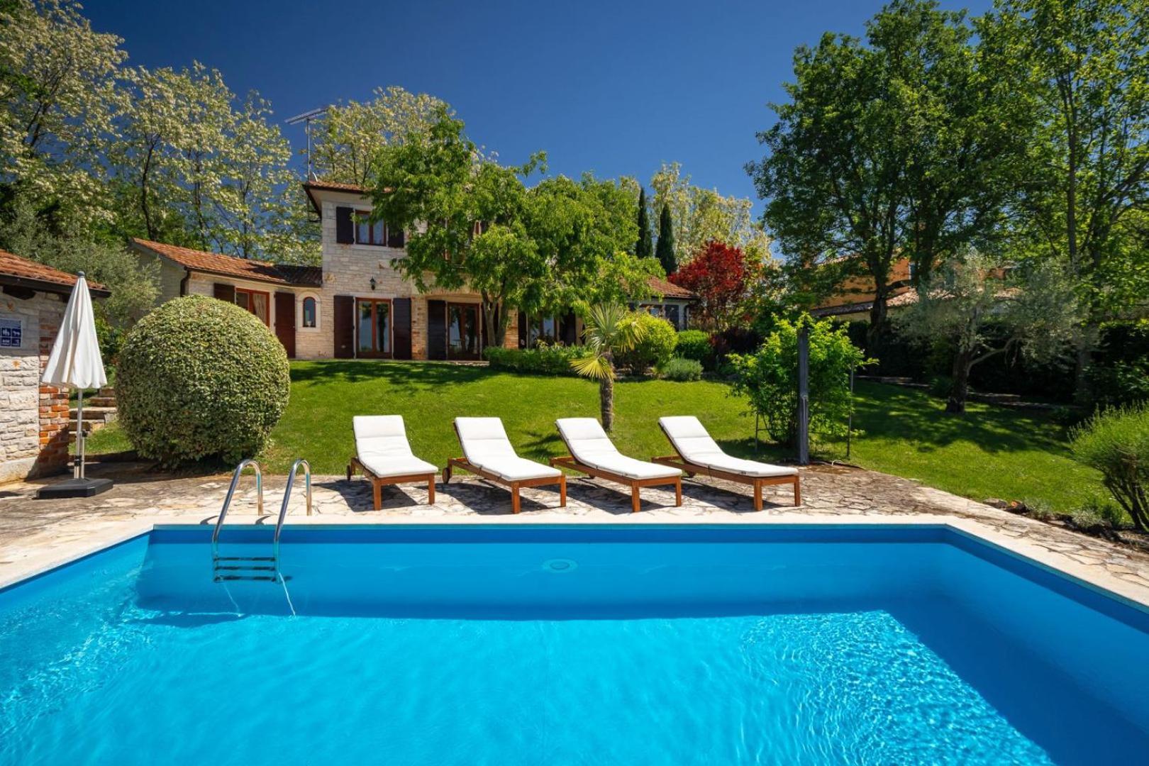 Rustic Villa Cehici With Pool In Sveti Lovrec Jehnici Exteriör bild