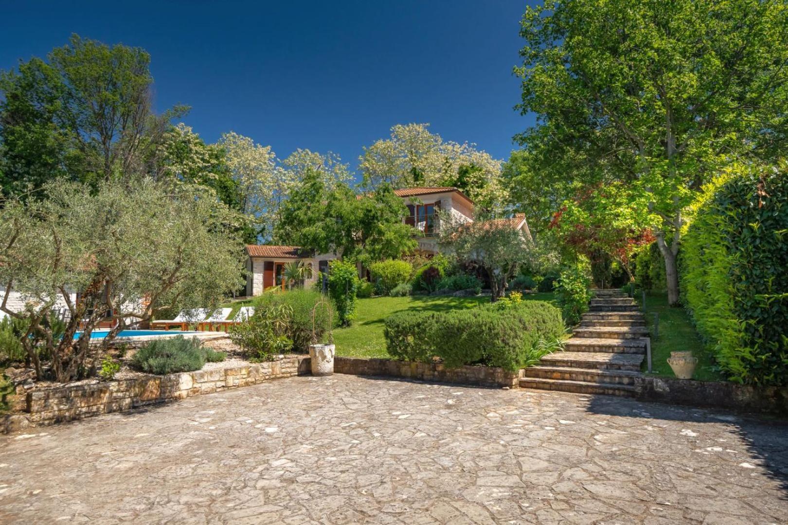 Rustic Villa Cehici With Pool In Sveti Lovrec Jehnici Exteriör bild