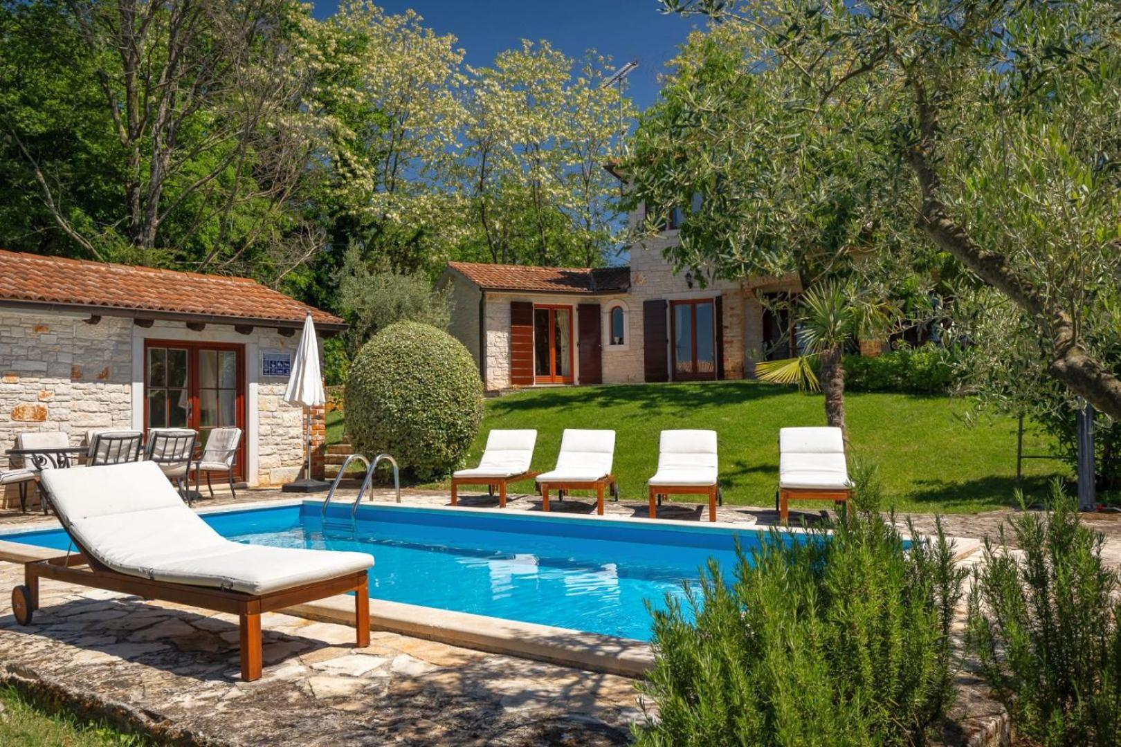Rustic Villa Cehici With Pool In Sveti Lovrec Jehnici Exteriör bild
